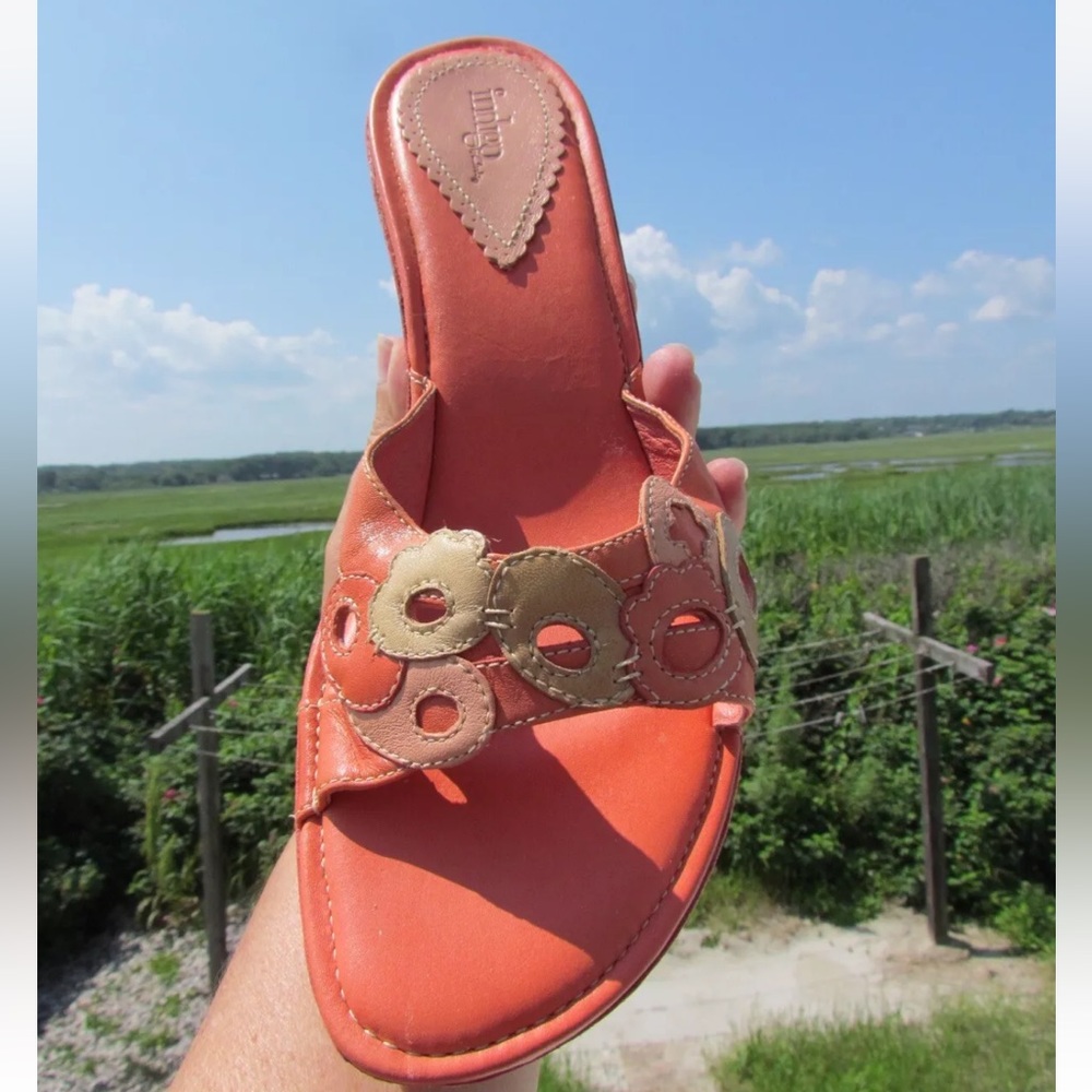 12 M Indigo by Clarks leather slide kitten heel sandals flowers orange slip on